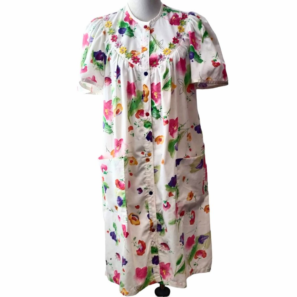 Smart Time Womens Vintage White Floral Colorful Snaps Pockets House Dress M?